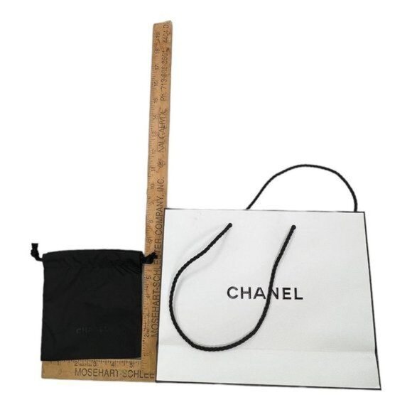 Chanel Gift Bag Set Authentic Pouch Tissue Paper and Gift Bag - Picture 6 of 9